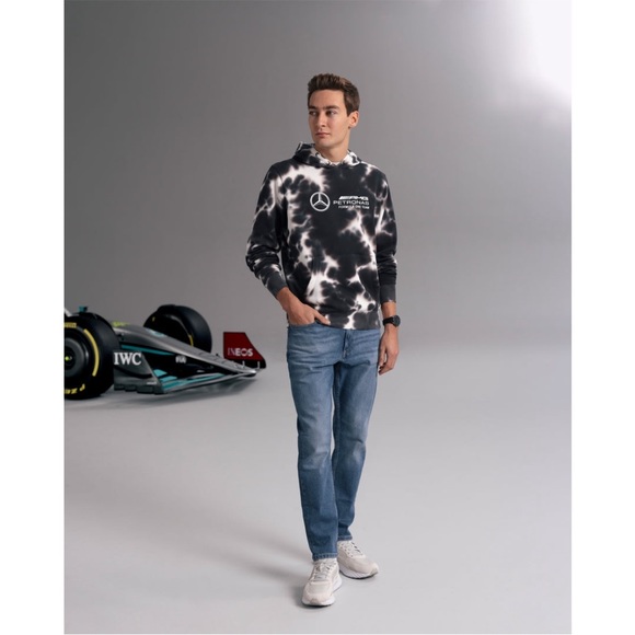 Mercedes AMG Petronas F1 Hoodie - Picture 1 of 5